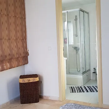 Pamfilia Apartman *